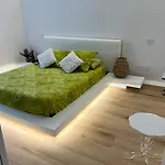Apartment Ferrarese209 *